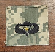 Odznaka haftowana - U.S. ARMY COMBAT PARACHUTIST (Basic) - UCP