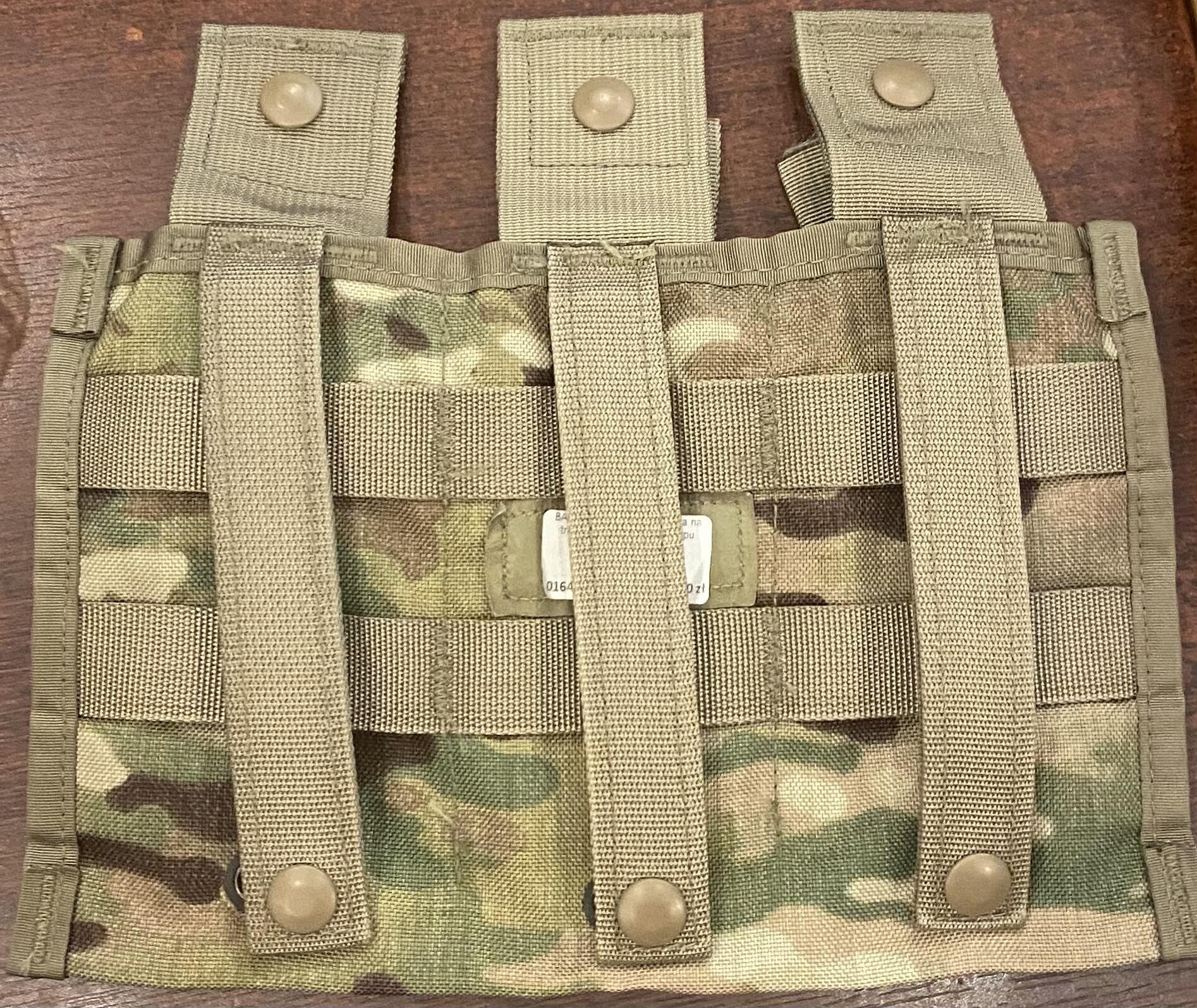 BAE SYSTEMS - Ładownica na trzy magazynki M16/M4 typu SHINGLE - Multicam