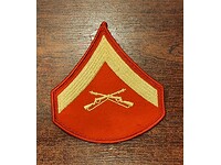 Naszywka - Szewron Lance Corporal - Złoty/Czerwony - Bez rzepu